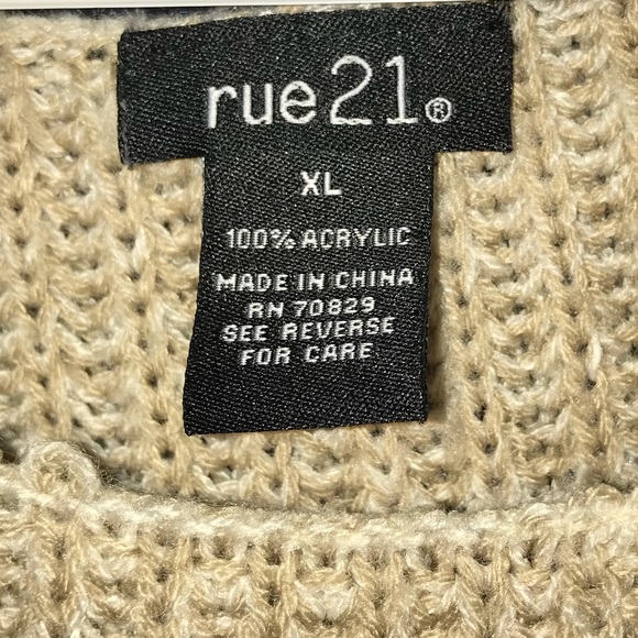 BUNDLE!!!!!! - Picture 2 of 4